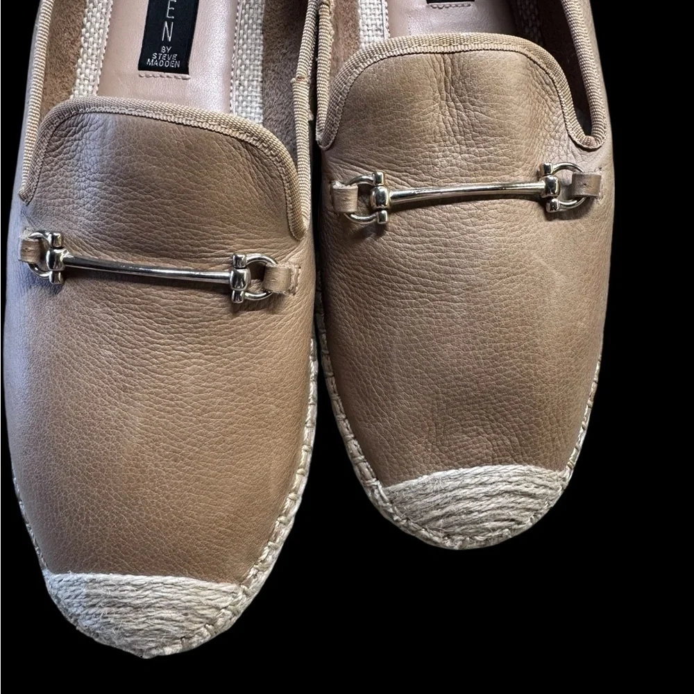 Steve Madden step out